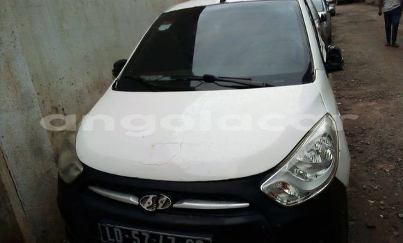 Acheter Occasion Voiture Hyundai i10 Blanc à Luanda, Province de Luanda Acheter Occasion Voiture Hyundai i10 Blanc à Luanda, Province de Luanda