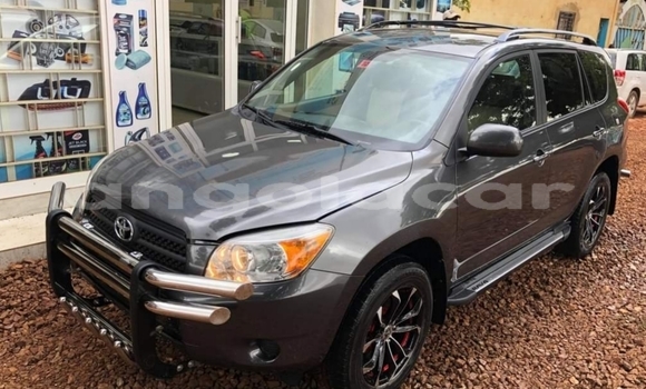 Buy Used Toyota RAV4 Other Car in Luanda in Luanda Province