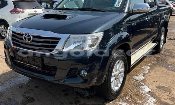 Acheter Occasion Voiture Toyota Hilux Noir à Luanda, Province de Luanda Acheter Occasion Voiture Toyota Hilux Noir à Luanda, Province de Luanda