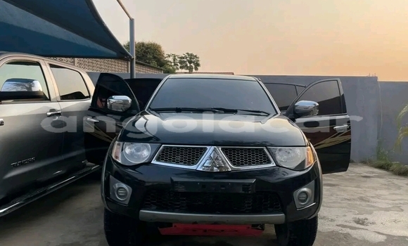 Acheter Occasion Voiture Mitsubishi L200 Noir à Luanda, Province de Luanda Acheter Occasion Voiture Mitsubishi L200 Noir à Luanda, Province de Luanda