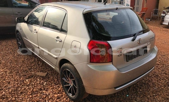 Acheter Occasion Voiture Toyota Corolla Gris à Luanda, Province de Luanda Acheter Occasion Voiture Toyota Corolla Gris à Luanda, Province de Luanda