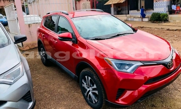 Acheter Occasion Voiture Toyota RAV4 Rouge à Luanda, Province de Luanda Acheter Occasion Voiture Toyota RAV4 Rouge à Luanda, Province de Luanda
