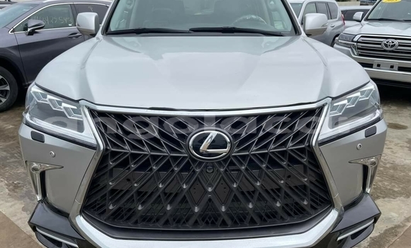 Buy Used Lexus LX 570 Silver Car in Luanda in Luanda Province Buy Used Lexus LX 570 Silver Car in Luanda in Luanda Province