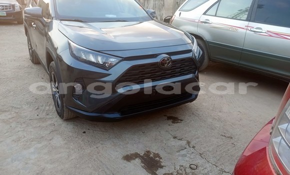 Buy Used Toyota RAV4 Black Car in Luanda in Luanda Province Buy Used Toyota RAV4 Black Car in Luanda in Luanda Province