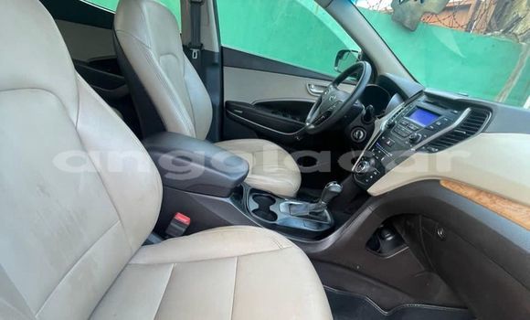 Buy Used Hyundai Santa Fe Red Car in Luanda in Luanda Province Buy Used Hyundai Santa Fe Red Car in Luanda in Luanda Province