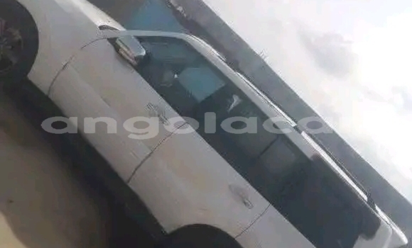 Comprar Usado Mitsubishi Pajero Branco Carro em Luanda em Luanda Province Comprar Usado Mitsubishi Pajero Branco Carro em Luanda em Luanda Province