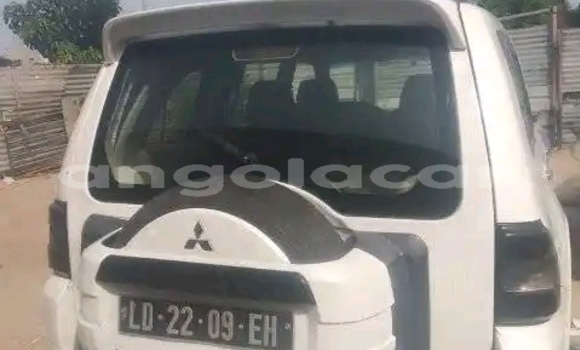 Comprar Usado Mitsubishi Pajero Branco Carro em Luanda em Luanda Province Comprar Usado Mitsubishi Pajero Branco Carro em Luanda em Luanda Province