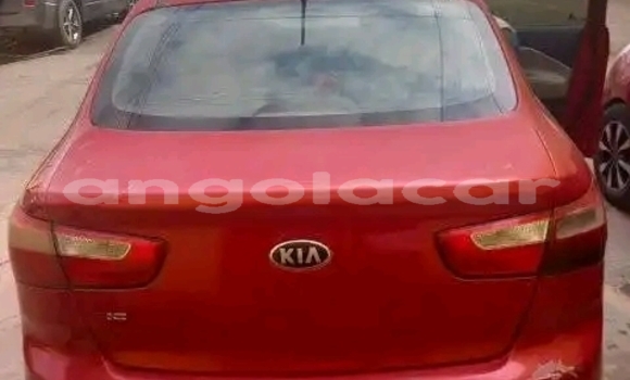Comprar Usado Kia rio Vermelho Carro em Luanda em Luanda Province Comprar Usado Kia rio Vermelho Carro em Luanda em Luanda Province