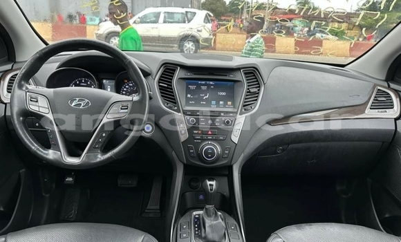 Acheter Occasion Voiture Hyundai Santa Fe Noir à Luanda, Province de Luanda Acheter Occasion Voiture Hyundai Santa Fe Noir à Luanda, Province de Luanda