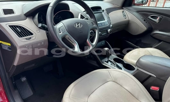Buy Used Hyundai Tucson Red Car in Luanda in Luanda Province Buy Used Hyundai Tucson Red Car in Luanda in Luanda Province