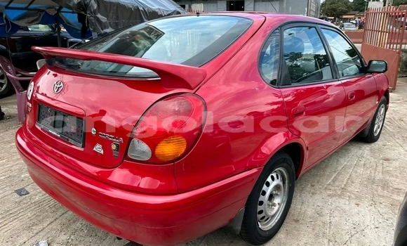 Comprar Usado Toyota Corolla Vermelho Carro em Luanda em Luanda Province Comprar Usado Toyota Corolla Vermelho Carro em Luanda em Luanda Province