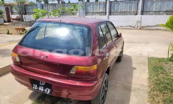 Buy Used Toyota Starlet Red Car in Caluquembe in Huila Buy Used Toyota Starlet Red Car in Caluquembe in Huila