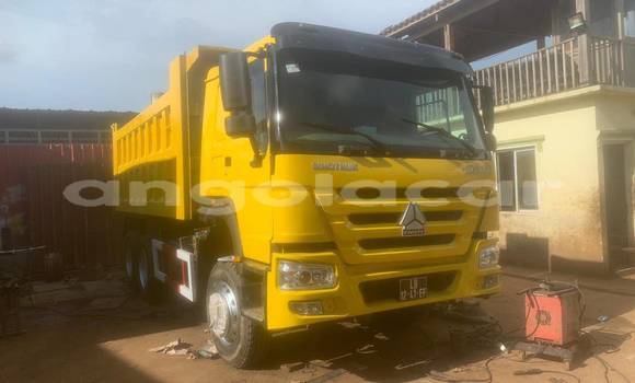 Comprar Usado Hino 916 Outro Caminhão em Caluquembe em Huila Comprar Usado Hino 916 Outro Caminhão em Caluquembe em Huila