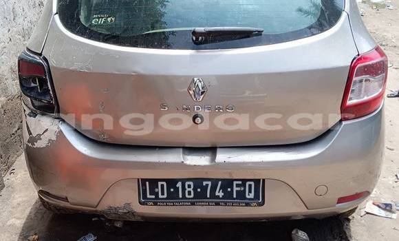 Comprar Usado Toyota Yaris Outro Carro em Caluquembe em Huila Comprar Usado Toyota Yaris Outro Carro em Caluquembe em Huila