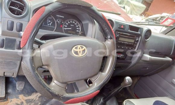 Comprar Usado Toyota Land Cruiser Outro Carro em Luanda em Luanda Province Comprar Usado Toyota Land Cruiser Outro Carro em Luanda em Luanda Province