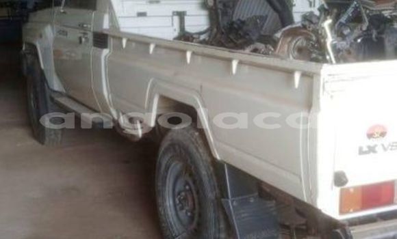 Comprar Usado Toyota Land Cruiser Prado Outro Carro em Luanda em Luanda Province Comprar Usado Toyota Land Cruiser Prado Outro Carro em Luanda em Luanda Province
