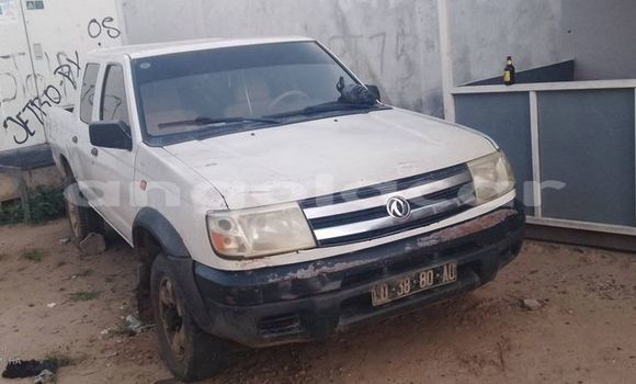 Acheter Occasion Voiture Nissan Sentra Autre à Luanda, Province de Luanda Acheter Occasion Voiture Nissan Sentra Autre à Luanda, Province de Luanda