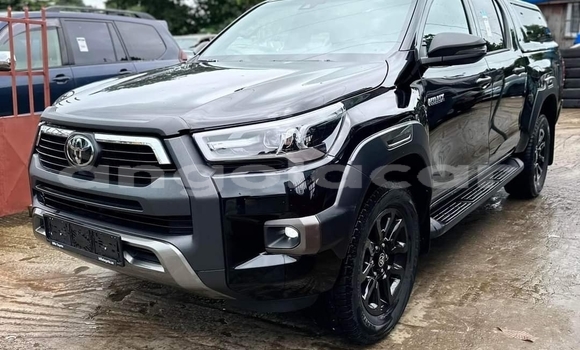 Comprar Usado Toyota Hilux Preto Carro em Luanda em Luanda Province Comprar Usado Toyota Hilux Preto Carro em Luanda em Luanda Province