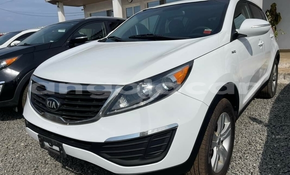 Comprar Usado Kia Sportage Branco Carro em Luanda em Luanda Province