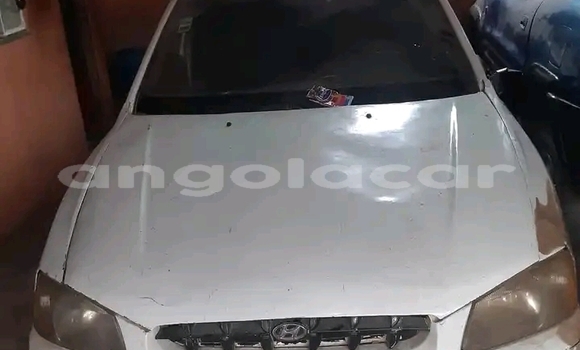 Comprar Usado Hyundai Accent Branco Carro em Luanda em Luanda Province Comprar Usado Hyundai Accent Branco Carro em Luanda em Luanda Province