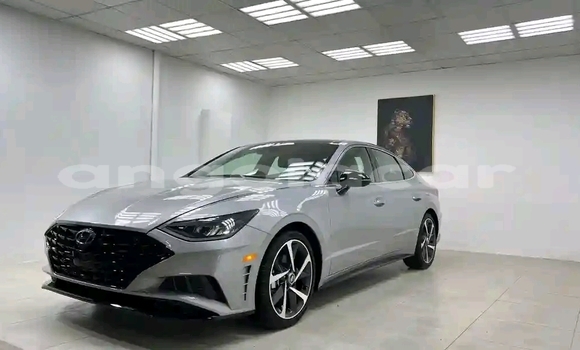 Buy Used Hyundai Sonata Silver Car in Luanda in Luanda Province