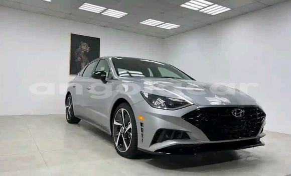 Acheter Occasion Voiture Hyundai Sonata Gris à Luanda, Province de Luanda Acheter Occasion Voiture Hyundai Sonata Gris à Luanda, Province de Luanda