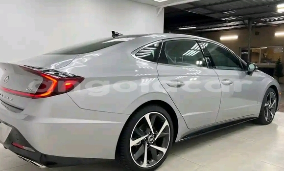 Acheter Occasion Voiture Hyundai Sonata Gris à Luanda, Province de Luanda Acheter Occasion Voiture Hyundai Sonata Gris à Luanda, Province de Luanda
