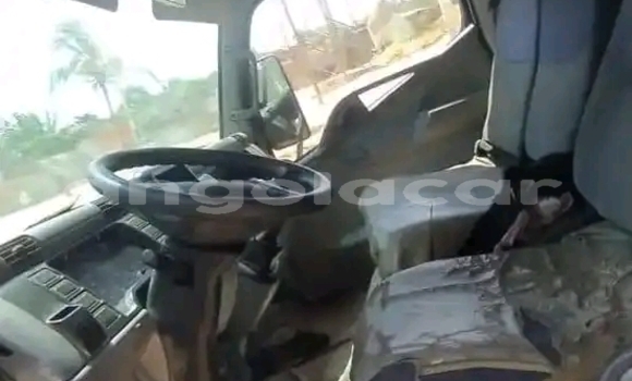 Acheter Occasion Voiture Toyota Coaster Blanc à Luanda, Province de Luanda Acheter Occasion Voiture Toyota Coaster Blanc à Luanda, Province de Luanda