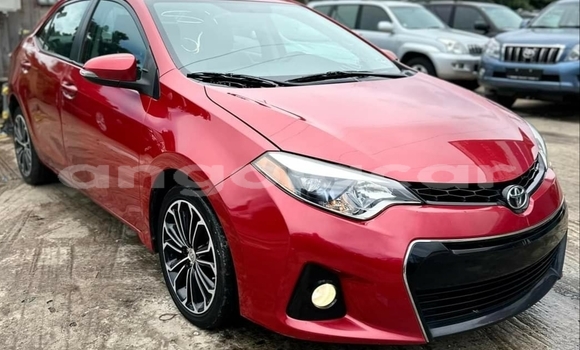 Acheter Occasion Voiture Toyota Corolla Rouge à Luanda, Province de Luanda Acheter Occasion Voiture Toyota Corolla Rouge à Luanda, Province de Luanda