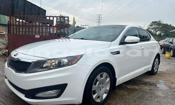 Comprar Usado Kia Optima Branco Carro em Luanda em Luanda Province