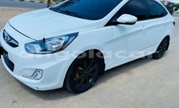 Comprar Usado Hyundai Accent Branco Carro em Luanda em Luanda Province Comprar Usado Hyundai Accent Branco Carro em Luanda em Luanda Province