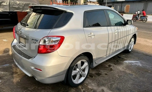Buy Used Toyota Matrix Silver Car in Luanda in Luanda Province Buy Used Toyota Matrix Silver Car in Luanda in Luanda Province