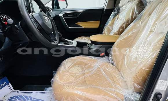 Buy Used Toyota RAV4 Silver Car in Luanda in Luanda Province Buy Used Toyota RAV4 Silver Car in Luanda in Luanda Province