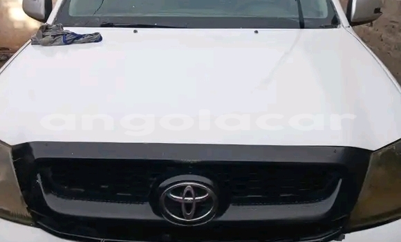 Buy Used Toyota Hilux Other Car in Luanda in Luanda Province