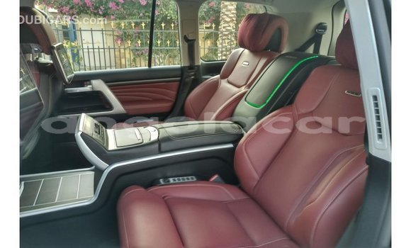 Buy Import Toyota Land Cruiser Black Car in Import - Dubai in Bengo Province Buy Import Toyota Land Cruiser Black Car in Import - Dubai in Bengo Province