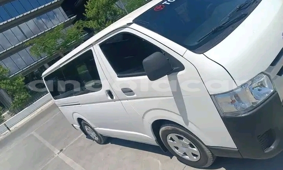 Acheter Occasion Voiture Toyota Hiace Autre à Luanda, Province de Luanda Acheter Occasion Voiture Toyota Hiace Autre à Luanda, Province de Luanda