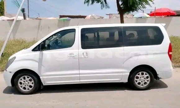 Comprar Usado Hyundai H1 Outro Carro em Luanda em Luanda Province Comprar Usado Hyundai H1 Outro Carro em Luanda em Luanda Province