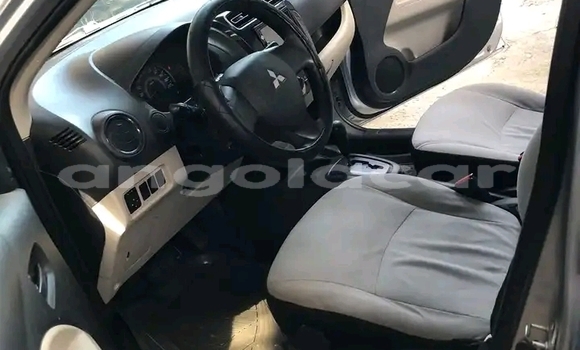 Comprar Usado Mitsubishi Mirage Outro Carro em Luanda em Luanda Province