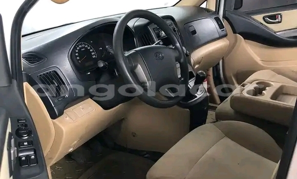 Acheter Occasion Voiture Hyundai H1 Autre à Luanda, Province de Luanda Acheter Occasion Voiture Hyundai H1 Autre à Luanda, Province de Luanda