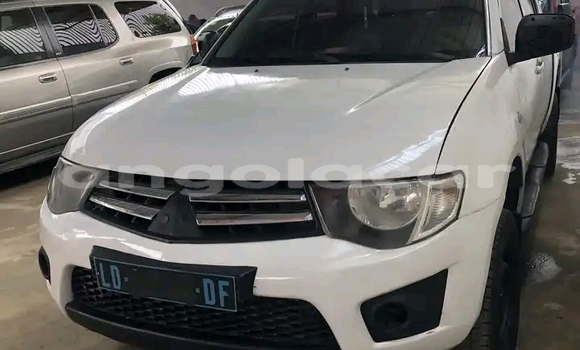 Buy Used Mitsubishi L200 Other Car in Luanda in Luanda Province Buy Used Mitsubishi L200 Other Car in Luanda in Luanda Province