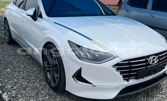Acheter Occasion Voiture Hyundai Sonata Blanc à Luanda, Province de Luanda Acheter Occasion Voiture Hyundai Sonata Blanc à Luanda, Province de Luanda