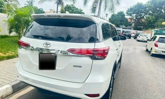 Comprar Usado Toyota Fortuner Branco Carro em Luanda em Luanda Province Comprar Usado Toyota Fortuner Branco Carro em Luanda em Luanda Province