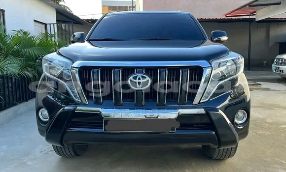 Acheter Occasion Voiture Toyota Land Cruiser Prado Noir à Luanda, Province de Luanda Acheter Occasion Voiture Toyota Land Cruiser Prado Noir à Luanda, Province de Luanda