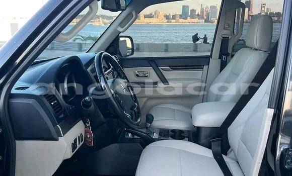 Comprar Usado Mitsubishi Pajero Preto Carro em Luanda em Luanda Province Comprar Usado Mitsubishi Pajero Preto Carro em Luanda em Luanda Province