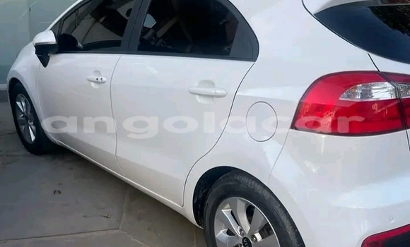 Buy Used Kia rio White Car in Luanda in Luanda Province Buy Used Kia rio White Car in Luanda in Luanda Province