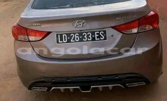 Acheter Occasion Voiture Hyundai Elantra Marron à Luanda, Province de Luanda Acheter Occasion Voiture Hyundai Elantra Marron à Luanda, Province de Luanda