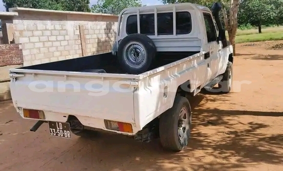 Acheter Occasion Voiture Toyota Land Cruiser Blanc à Luanda, Province de Luanda Acheter Occasion Voiture Toyota Land Cruiser Blanc à Luanda, Province de Luanda