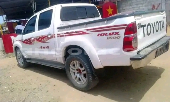 Comprar Usado Toyota Hilux Branco Carro em Luanda em Luanda Province Comprar Usado Toyota Hilux Branco Carro em Luanda em Luanda Province