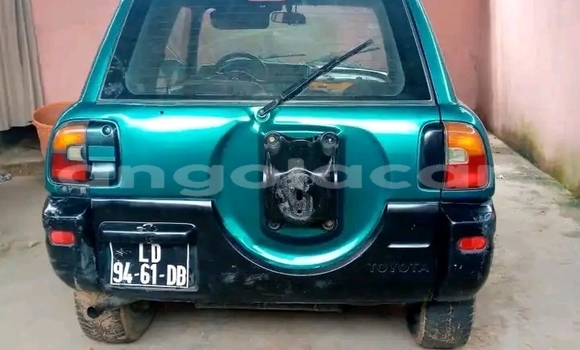 Comprar Usado Toyota RAV4 Verde Carro em Luanda em Luanda Province Comprar Usado Toyota RAV4 Verde Carro em Luanda em Luanda Province