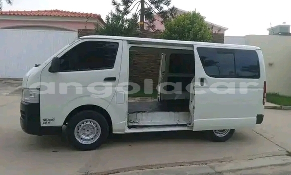 Acheter Occasion Voiture Toyota Hiace Blanc à Luanda, Province de Luanda Acheter Occasion Voiture Toyota Hiace Blanc à Luanda, Province de Luanda